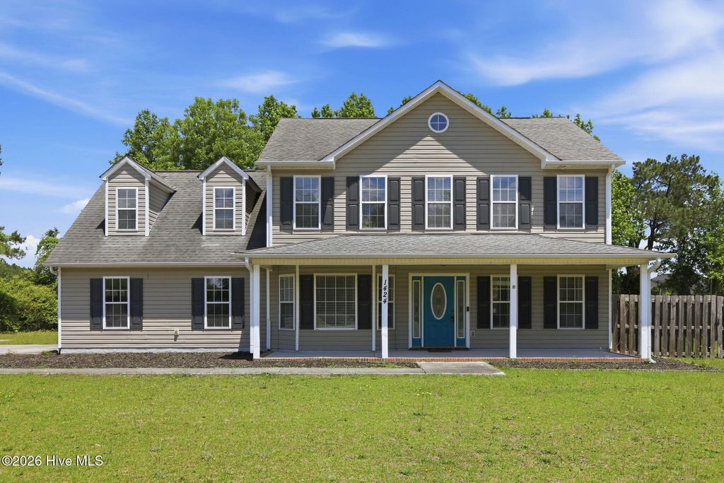 Photo of 1424 Belgrade Swansboro Road, Maysville, NC 28555 (MLS # 100557083)