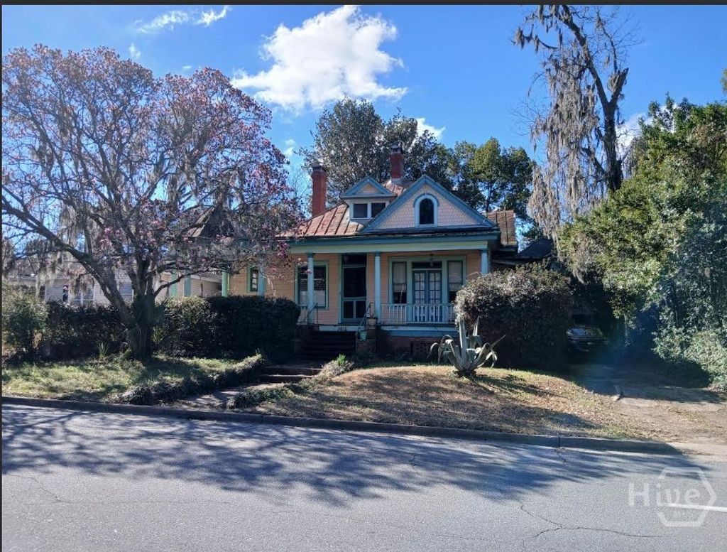 Photo of 1615 E Henry Street, Savannah, GA 31404 (MLS # SA349504)