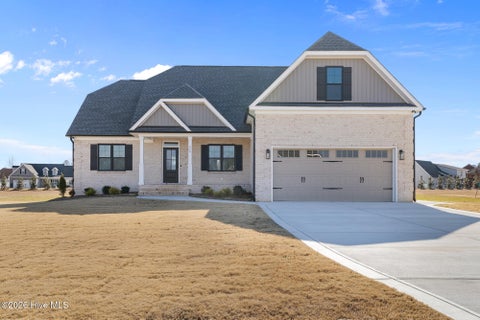 Homes For Sale - 206 Stonewood Drive<br/> Goldsboro, NC 27530