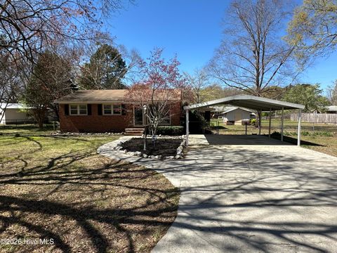 Homes For Sale - 14880 Phillips Drive<br/> Laurinburg, NC 28352