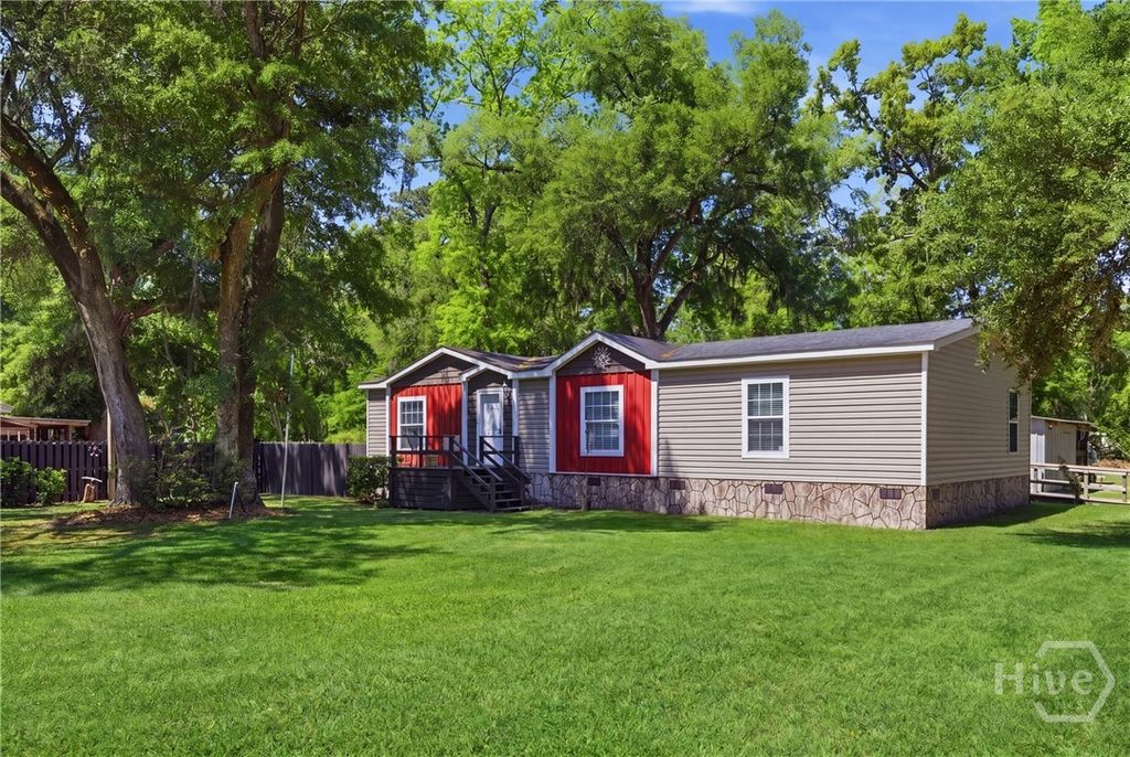Photo of 198 2nd Street, Midway, GA 31320 (MLS # SA354953)