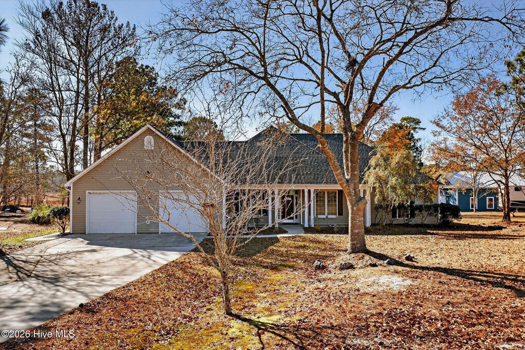 Photo of 260 N Shore Drive, Southport, NC 28461 (MLS # 100549331)
