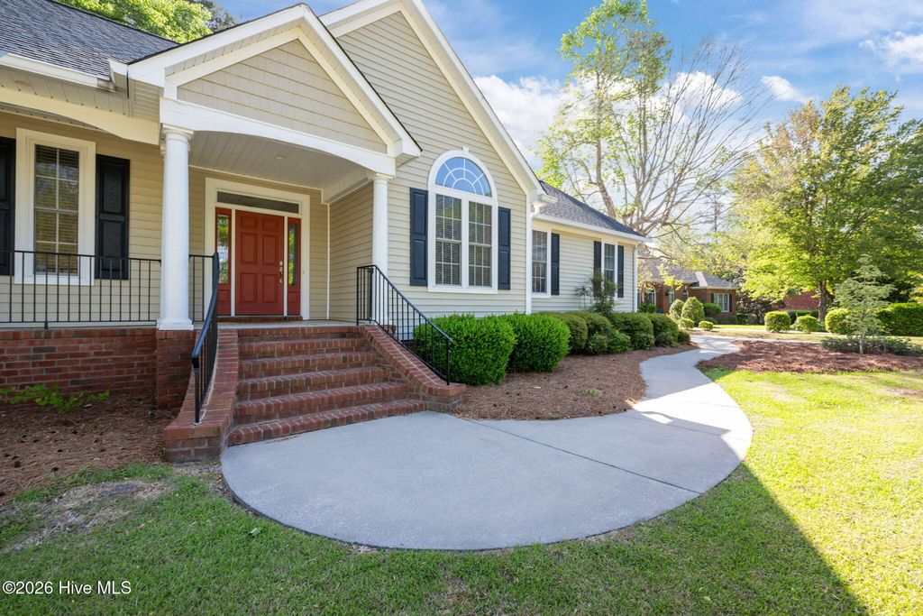 Photo of 103 Liestal Lane, New Bern, NC 28562 (MLS # 100566535)