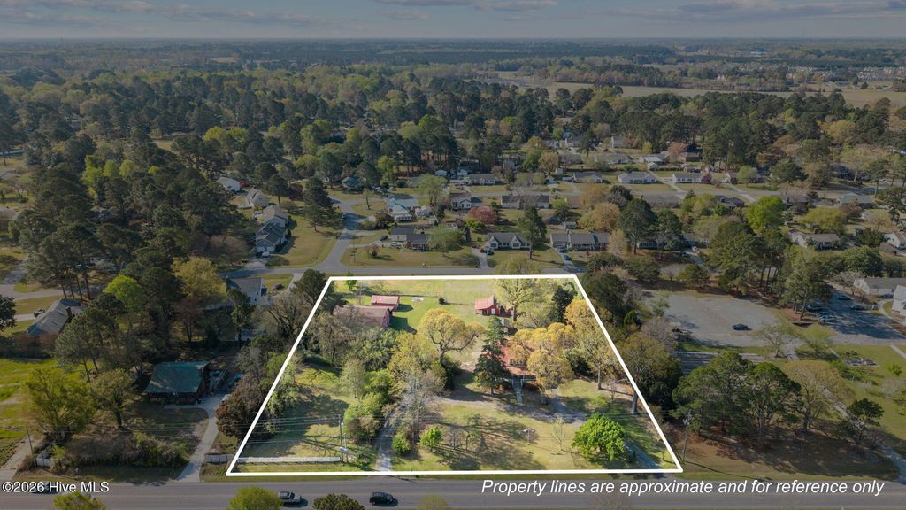 Photo of 2850 E Fire Tower Road, Greenville, NC 27858 (MLS # 100564905)