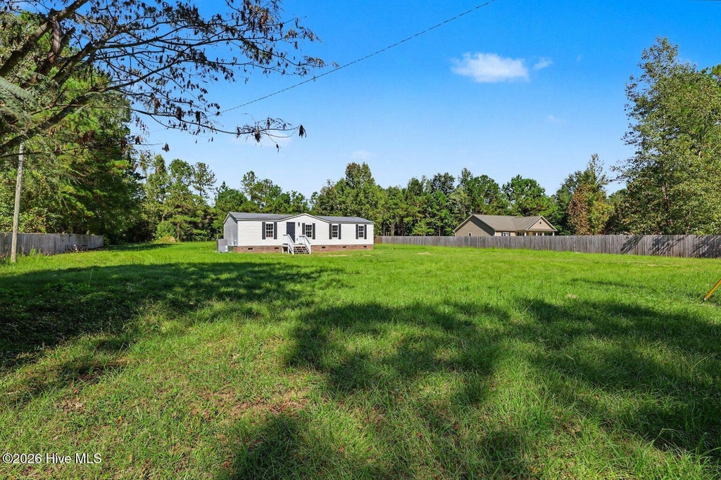 Photo of 297 Mallard Roost Drive, Burgaw, NC 28425 (MLS # 100610941)
