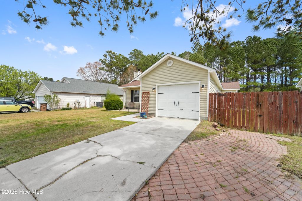 Photo of 342 Palamino Trail, Jacksonville, NC 28546 (MLS # 100561681)