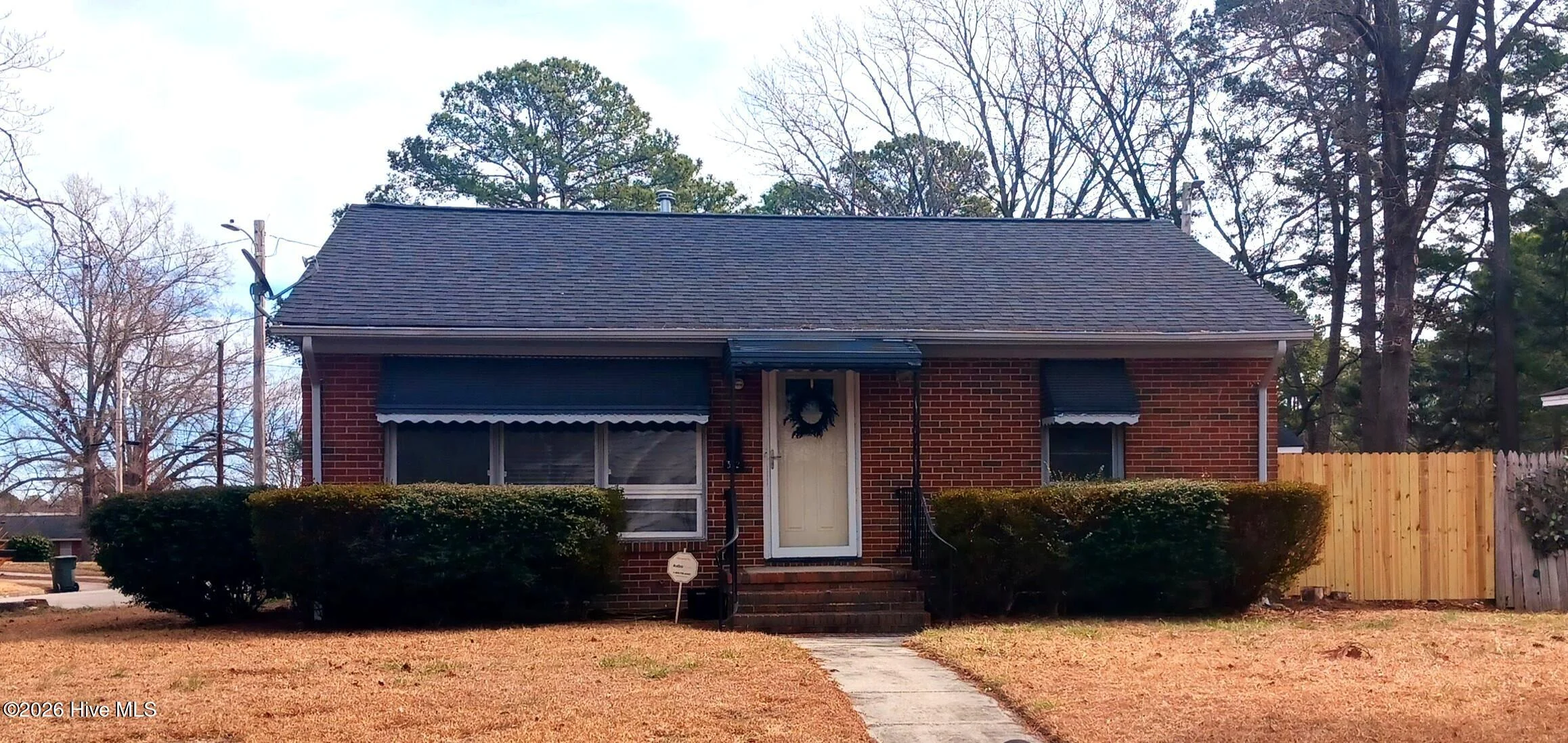 322 Jefferson Street W