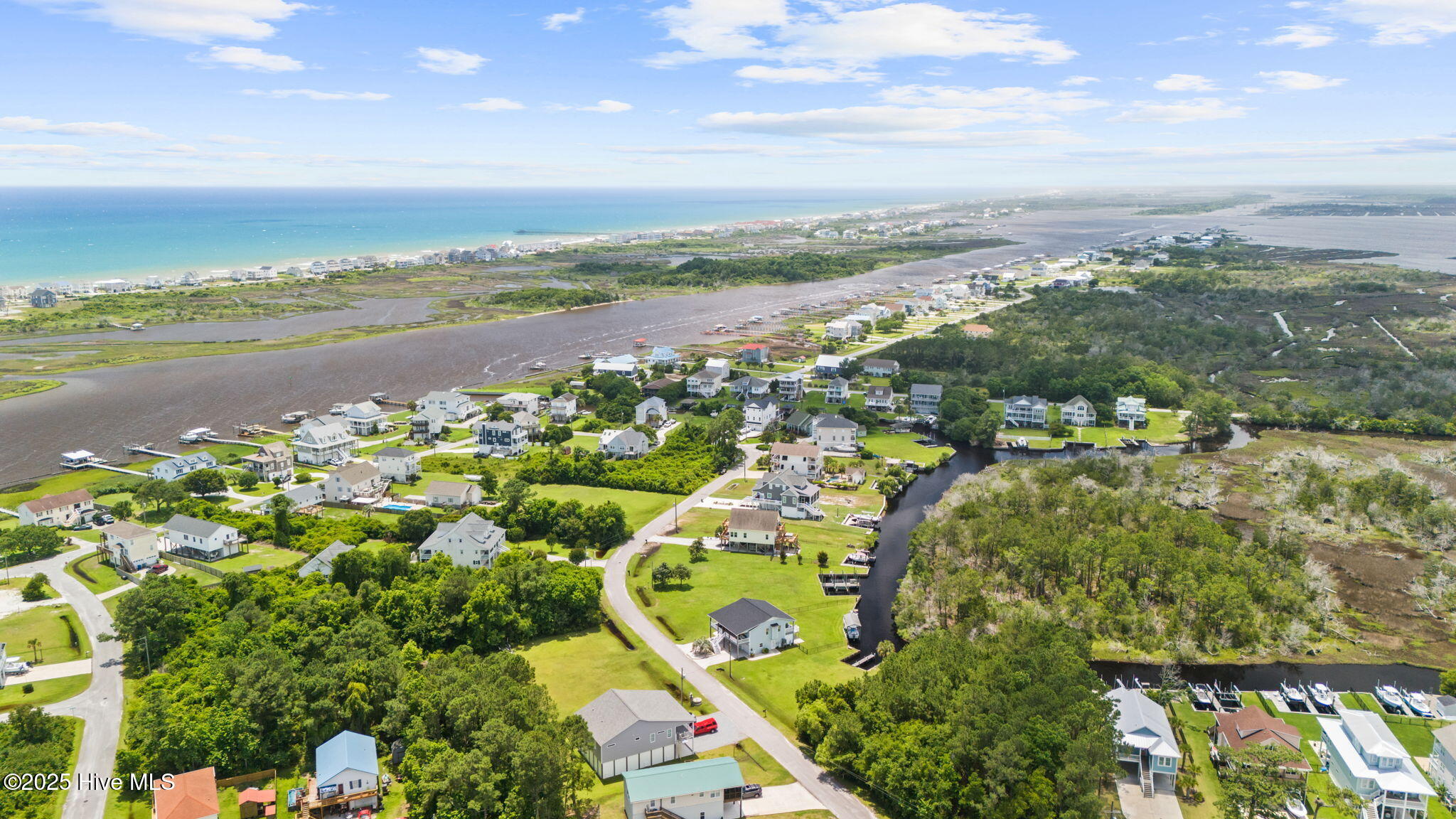 Sneads Ferry, North Carolina 28460, United States, 4 Bedrooms Bedrooms, ,4 BathroomsBathrooms,Residential,Pending,255813