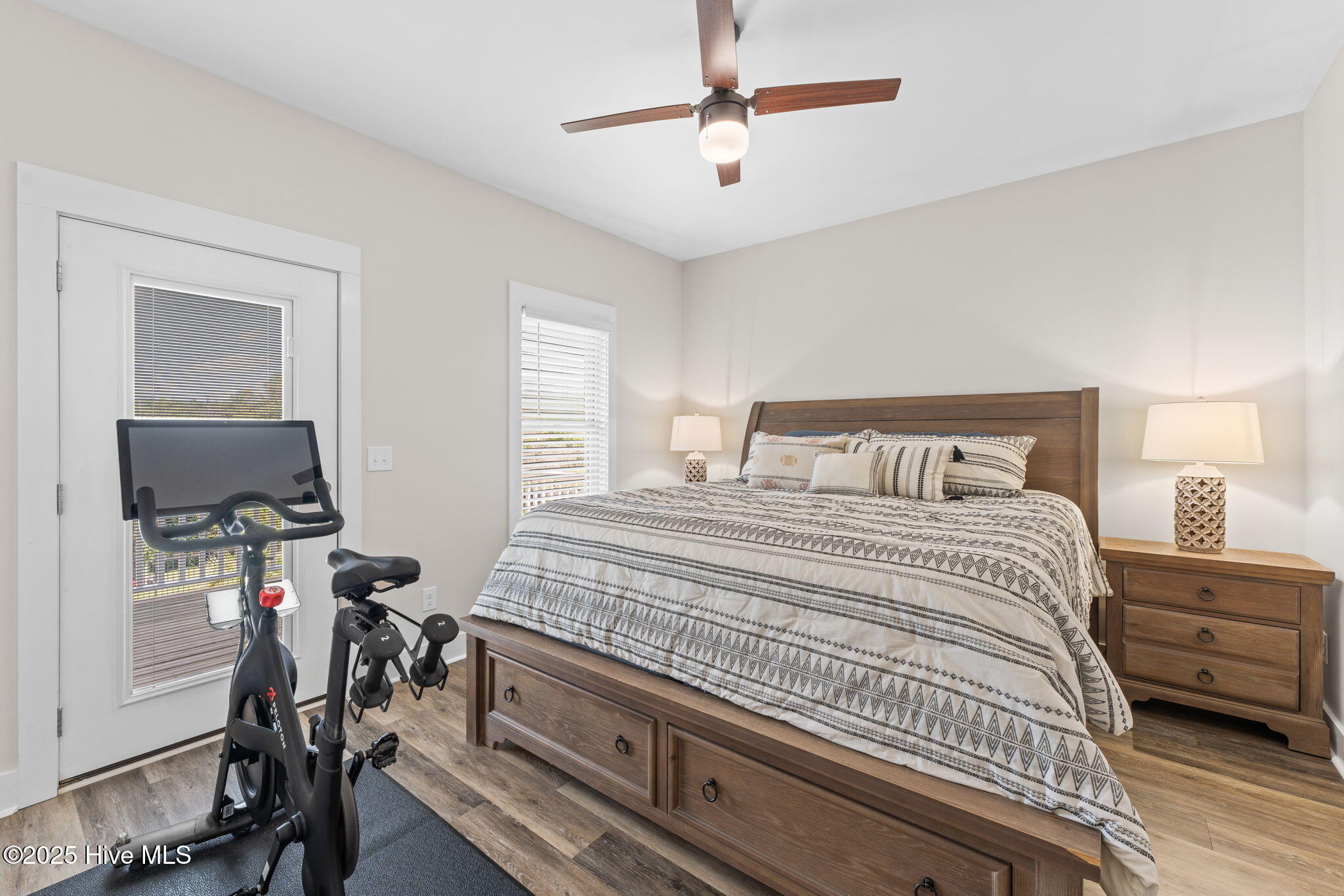 Sneads Ferry, North Carolina 28460, United States, 4 Bedrooms Bedrooms, ,4 BathroomsBathrooms,Residential,Pending,255813