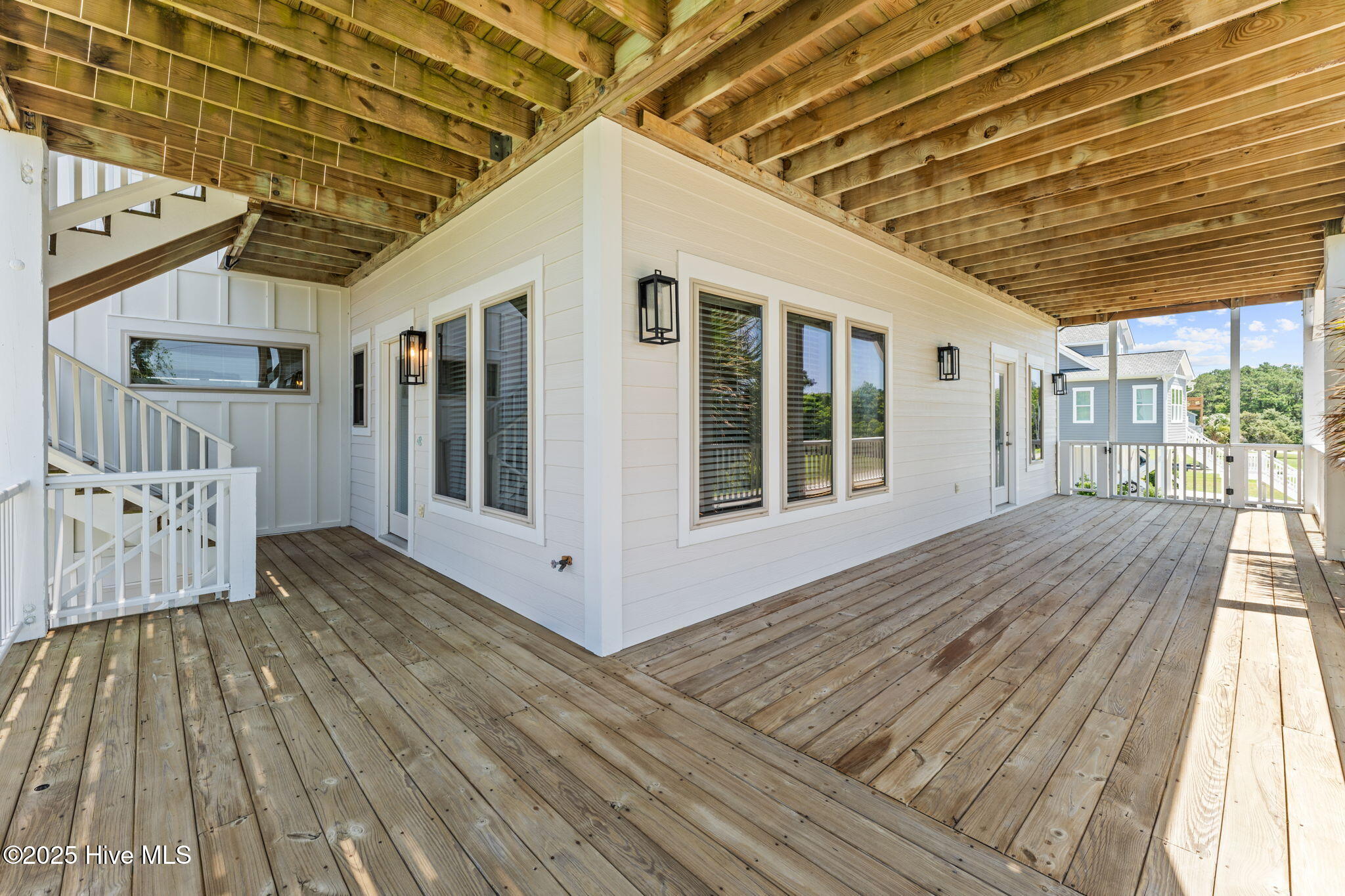 Sneads Ferry, North Carolina 28460, United States, 4 Bedrooms Bedrooms, ,4 BathroomsBathrooms,Residential,Pending,255813