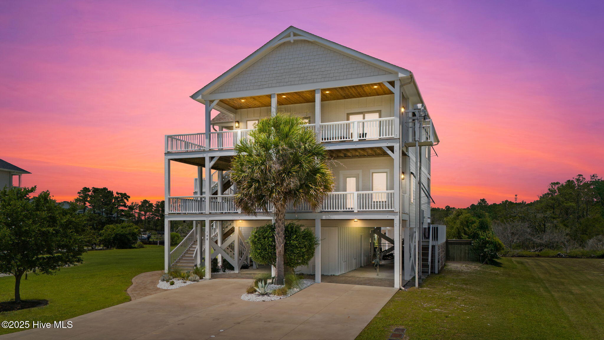 Sneads Ferry, North Carolina 28460, United States, 4 Bedrooms Bedrooms, ,4 BathroomsBathrooms,Residential,Pending,255813