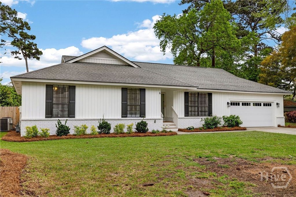 Photo of 6 Castaway Place, Savannah, GA 31410 (MLS # SA353132)