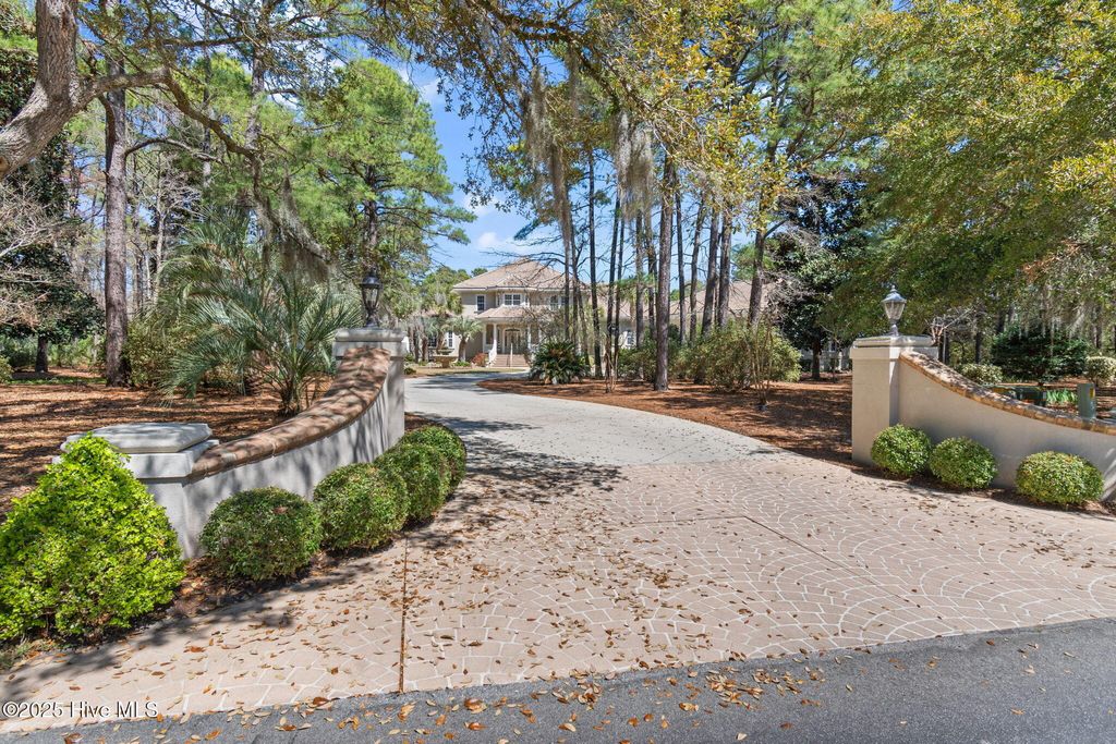 Photo of 2760 Marsh Point Lane SE, Southport, NC 28461 (MLS # 100498413)