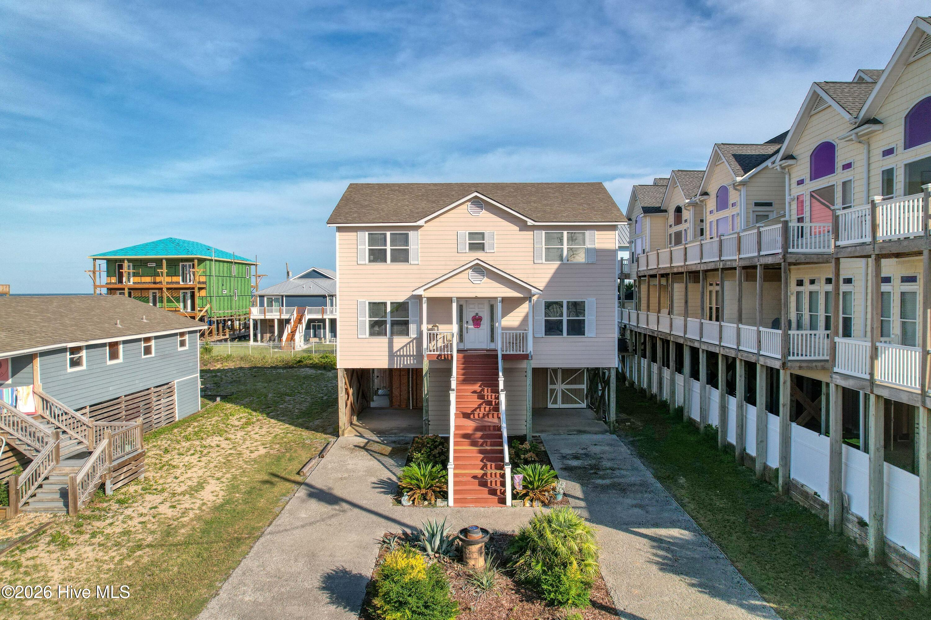 1710 N New River Drive
