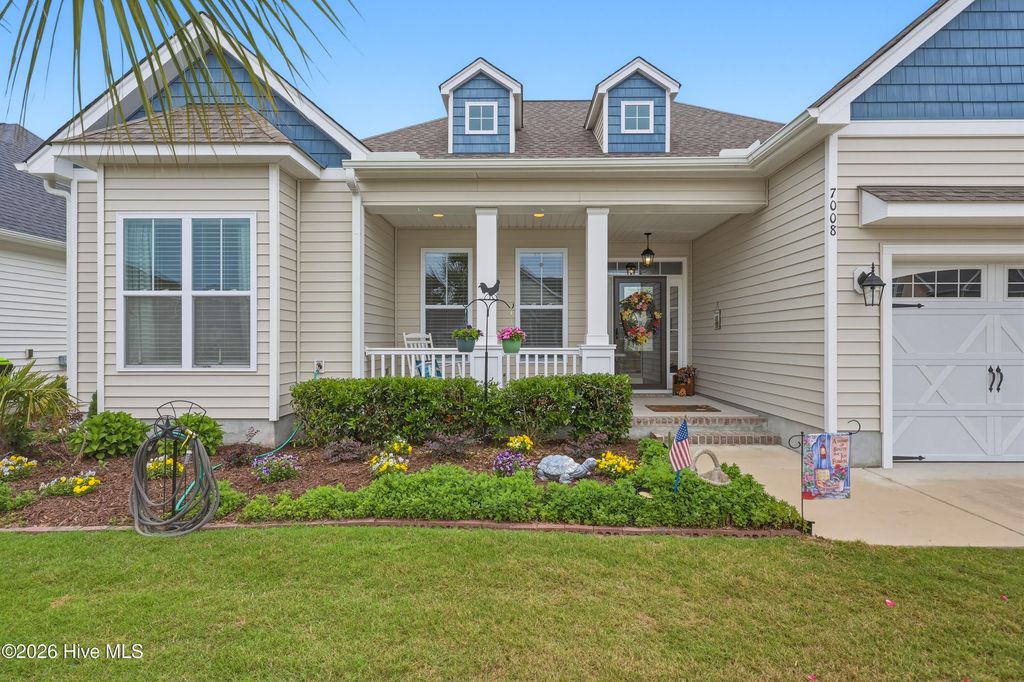 Photo of 7008 Sevilleen Drive SW, Ocean Isle Beach, NC 28469 (MLS # 100572117)