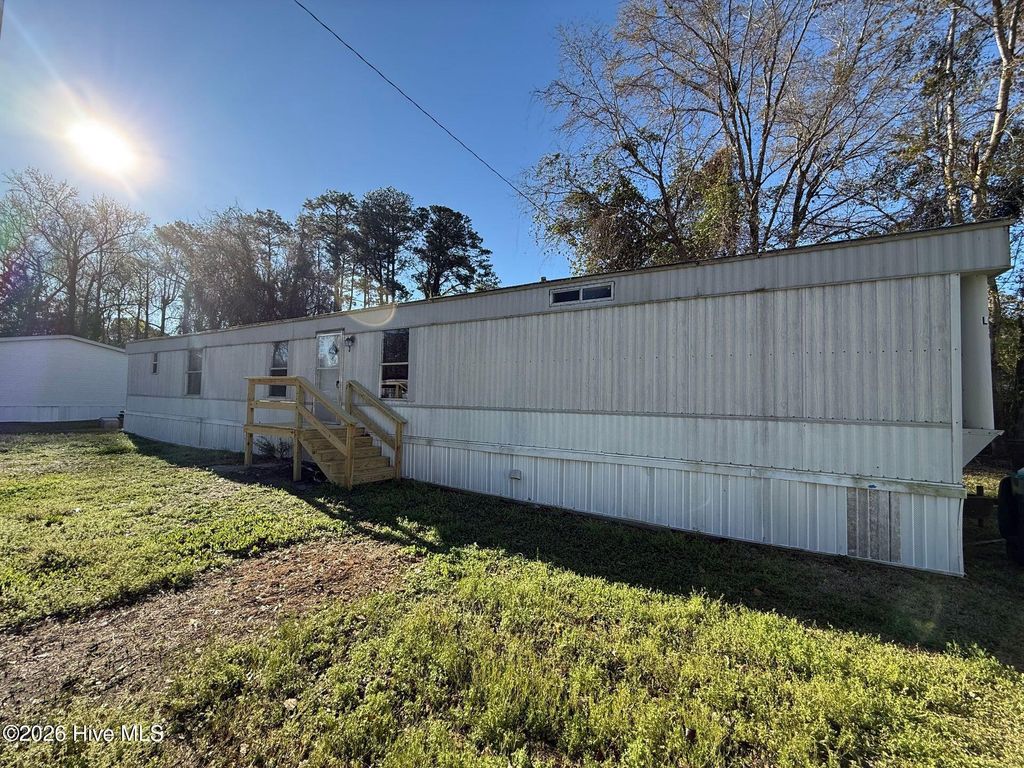 Photo of 113 Barbour Road #3, Hubert, NC 28539 (MLS # 100560991)