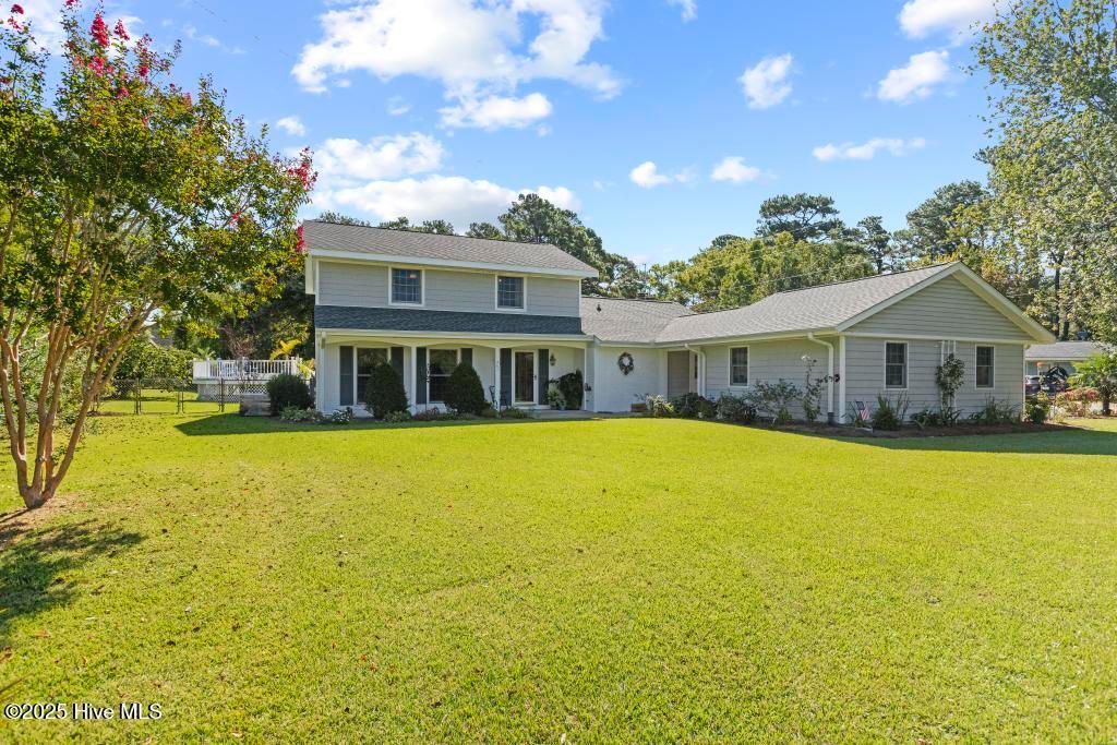 Photo of 201 Sycamore Drive, Beaufort, NC 28516 (MLS # 100534829)