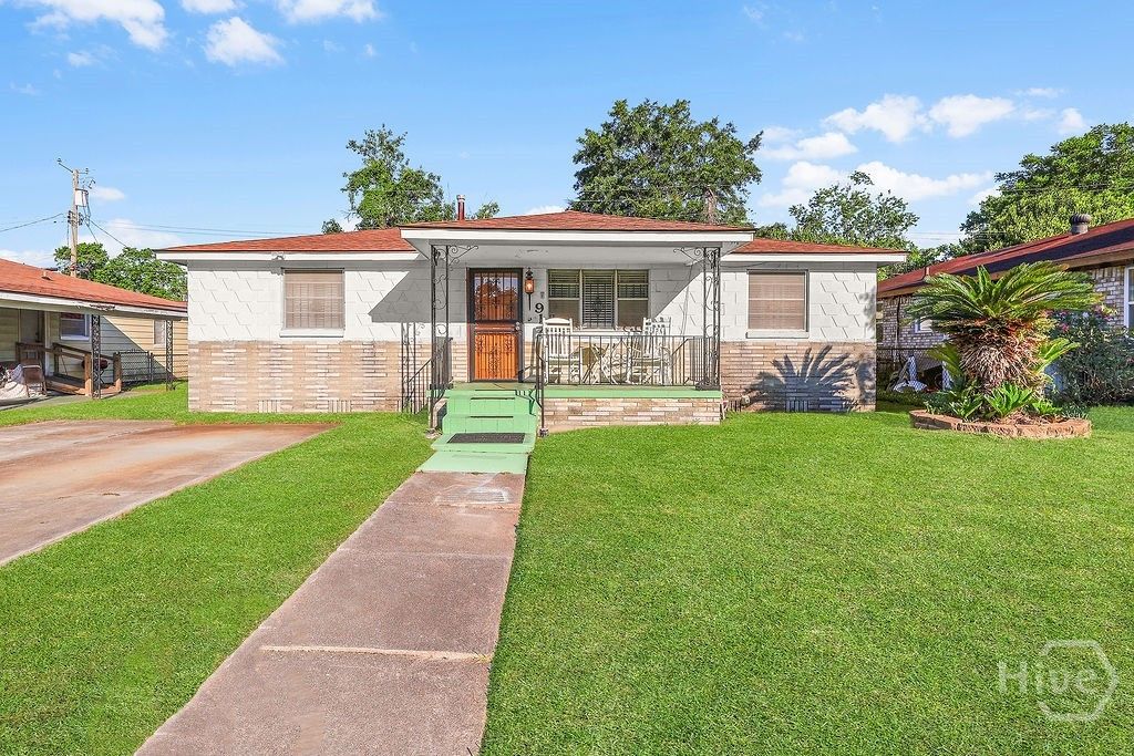 Photo of 917 Porter Street, Savannah, GA 31415 (MLS # SA356305)