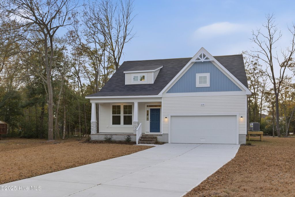 Photo of 218 Chateau Drive, New Bern, NC 28560 (MLS # 100475243)