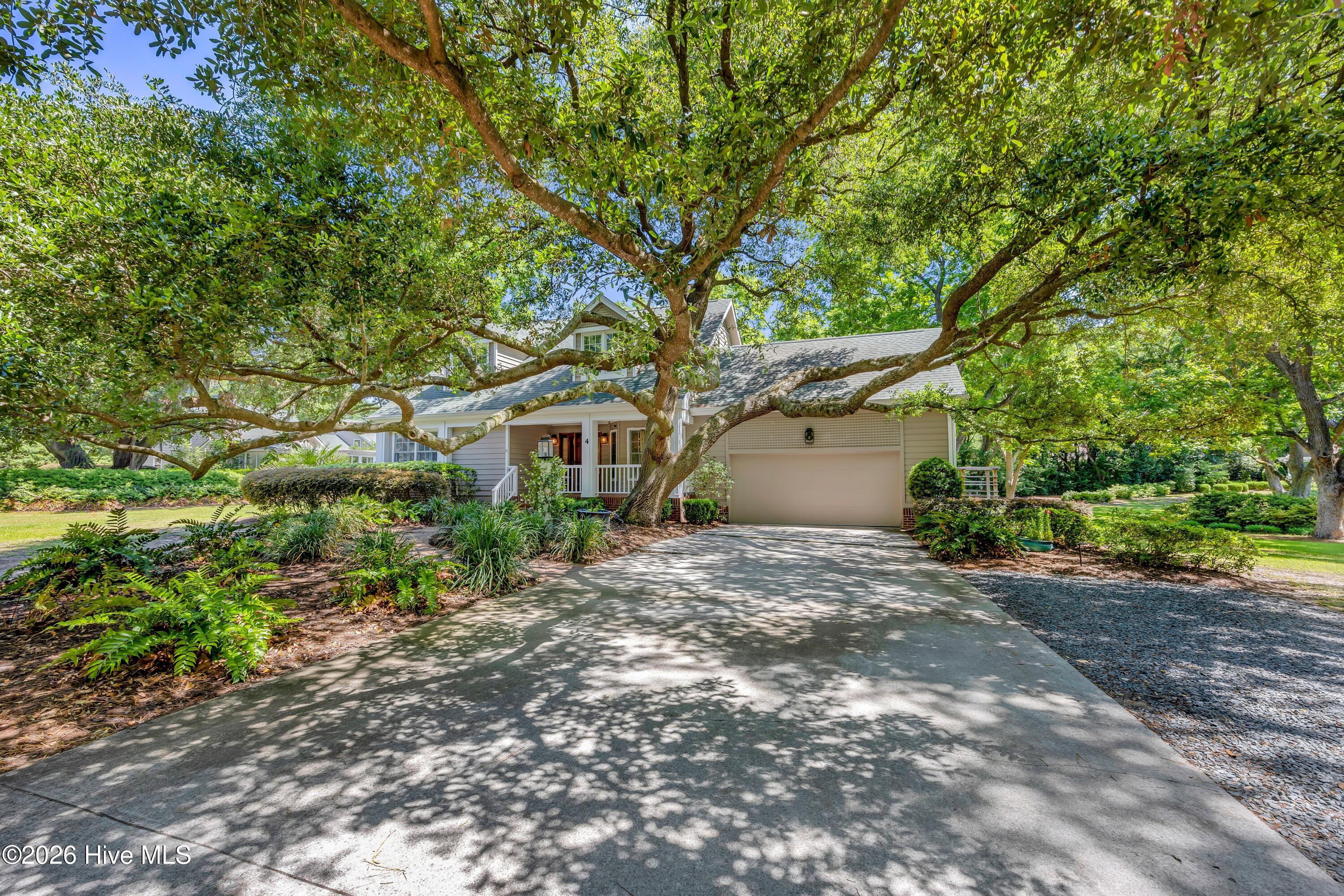 4 Oak Landing Road