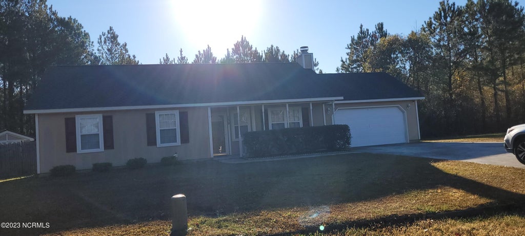 Photo of 139 Daphne Drive, Hubert, NC 28539 (MLS # 100603608)