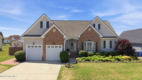 Homes For Sale - 3705 Gloucester Drive<br/> Wilson, NC 27893
