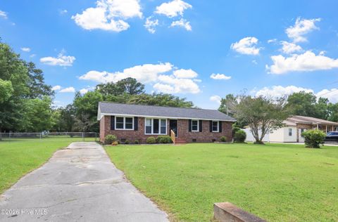 Tiny photo for 14 Delight Court, Jacksonville, NC 28546 (MLS # 100579551)