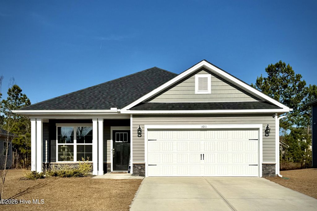 Photo of 1011 Hot Rod Road, New Bern, NC 28562 (MLS # 100548999)