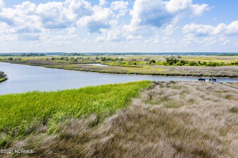 Tiny photo for 1211 N New River Drive, Surf City, NC 28445 (MLS # 100549990)