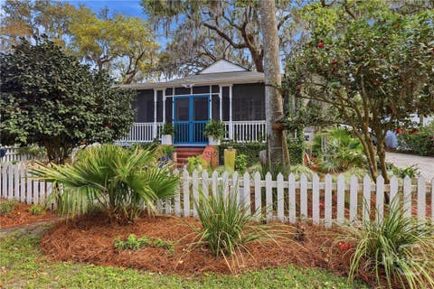 Homes For Sale - 57 Henderson Avenue<br/> Chatham County, Savannah, GA 31406