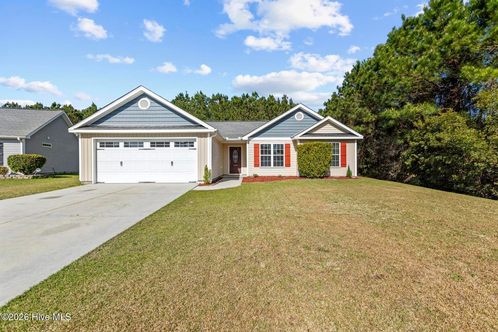 Photo of 1006 Ponderosa Place, Jacksonville, NC 28546 (MLS # 100565553)