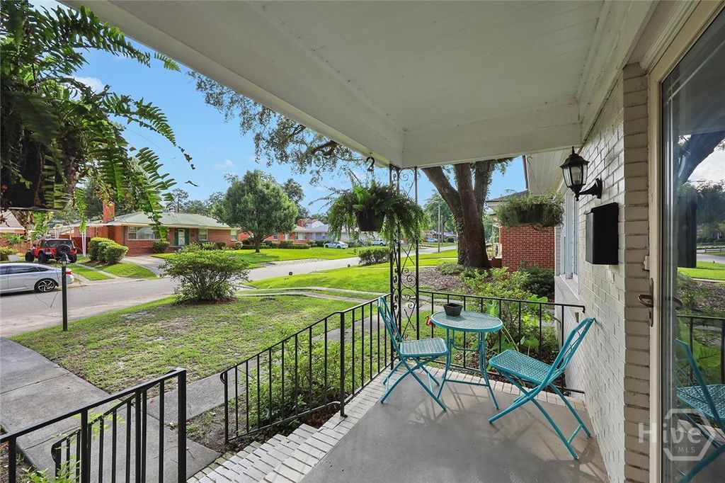 Photo of 1423 E 40th Street, Savannah, GA 31404 (MLS # SA357883)