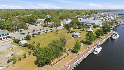 Tiny photo for 214 E Water Street, Washington, NC 27889 (MLS # 100567984)