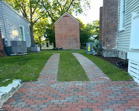 Tiny photo for 214 E Water Street, Washington, NC 27889 (MLS # 100567984)