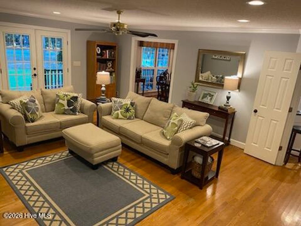 Photo of 506 Pamlico River Drive, Washington, NC 27889 (MLS # 100591609)