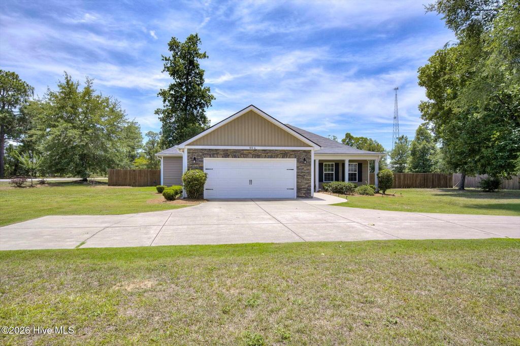 Photo of 105 Murrah Ext, North Augusta, SC 29860 (MLS # 100582032)