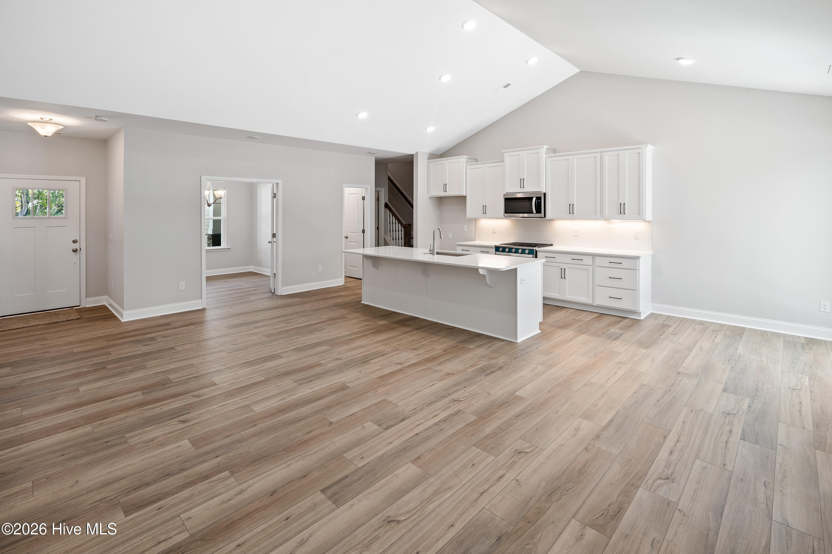 826 Red Sky Drive NE