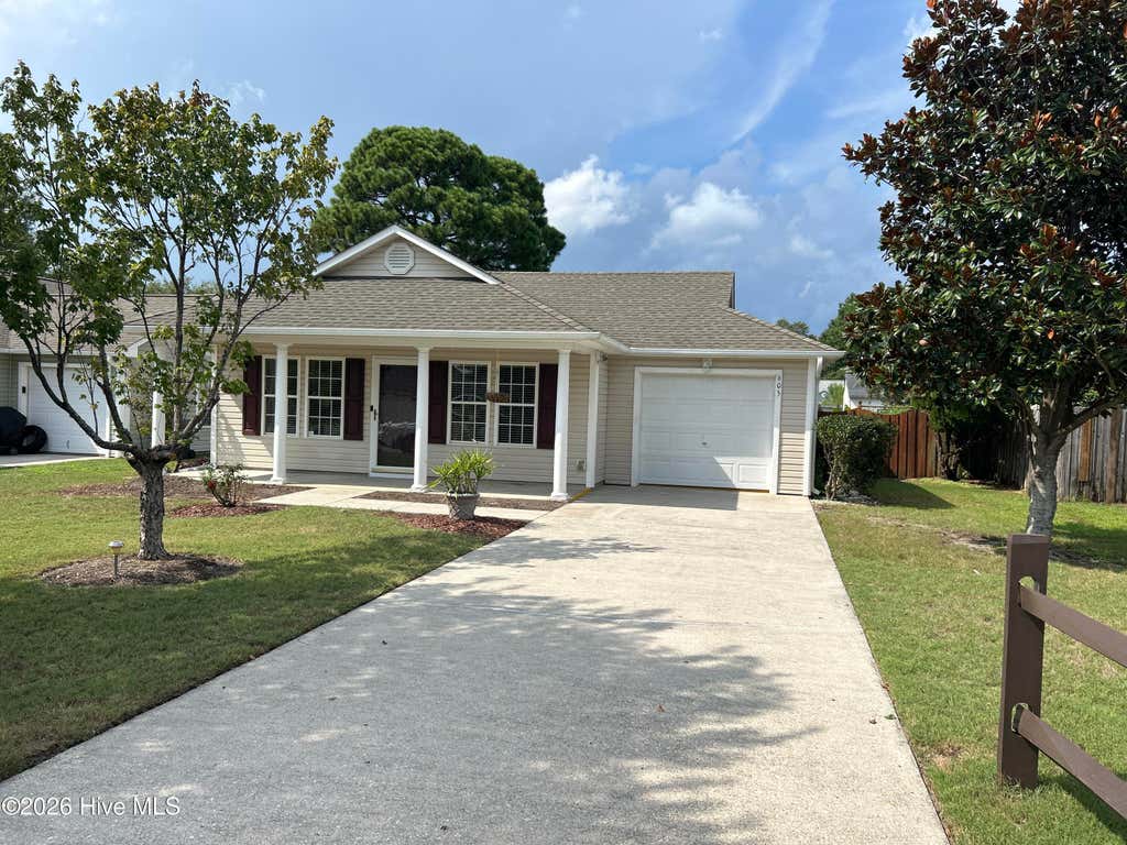 Photo of 605 Tisbury Lane, Wilmington, NC 28412 (MLS # 100598702)