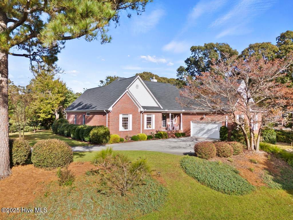 Photo of 113 Golf Terrace Drive, Hampstead, NC 28443 (MLS # 100516339)