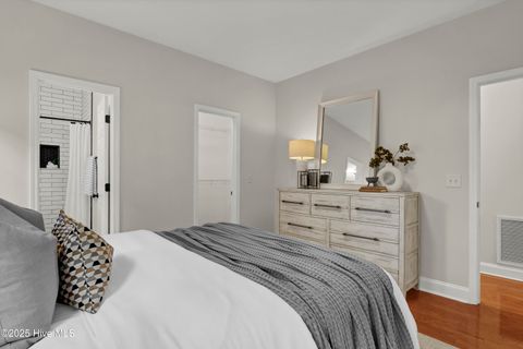 Tiny photo for 405 S 6th Street #4, Wilmington, NC 28401 (MLS # 100563181)