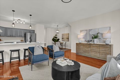 Tiny photo for 405 S 6th Street #4, Wilmington, NC 28401 (MLS # 100563181)