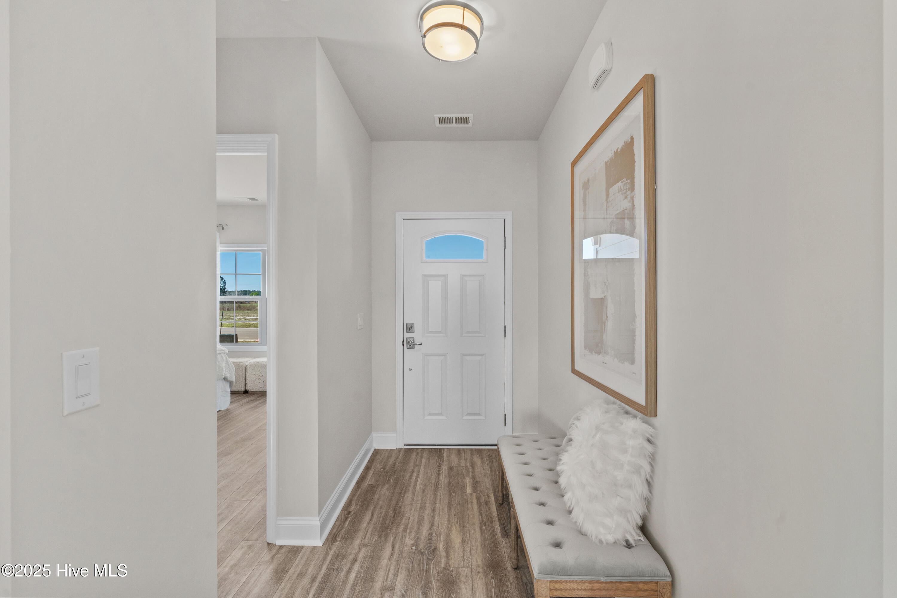 1060 Northbridge Court NW