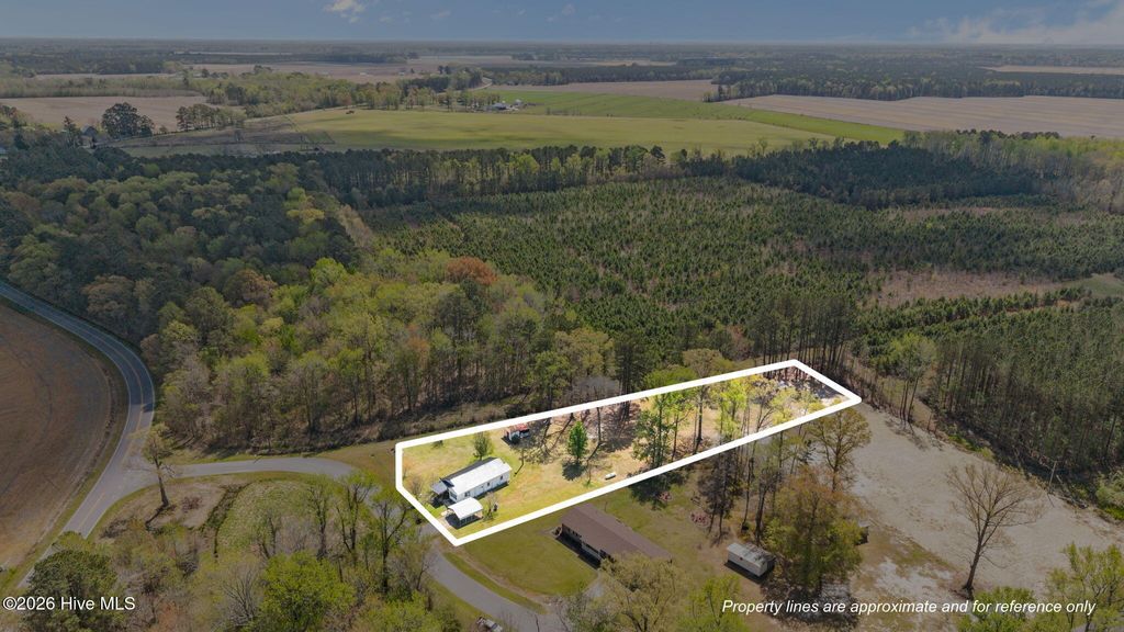 Photo of 47 Litchfield Road, Creswell, NC 27928 (MLS # 100564265)