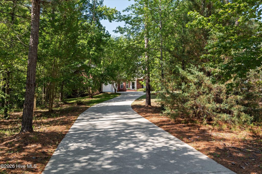 Photo of 131 Cypress Drive, McCormick, SC 29835 (MLS # 100575923)