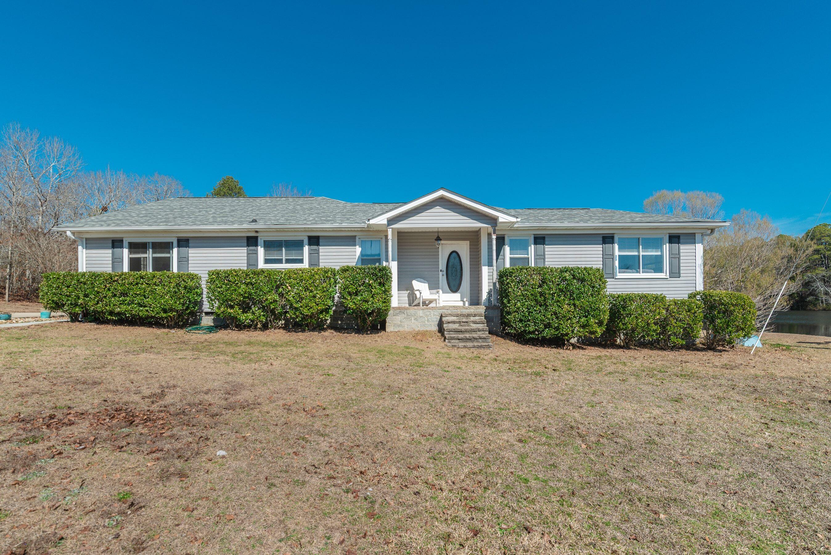 676 & 678 Summer Lakes Drive