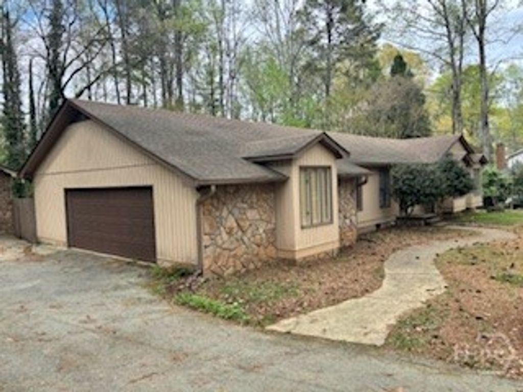 Photo of 175 Longview Drive, Athens, GA 30605 (MLS # CL352255)