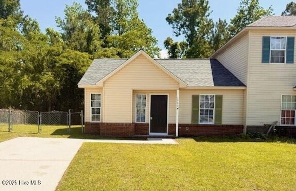 Photo of 1980 W Brandymill Lane, Jacksonville, NC 28546 (MLS # 100560853)