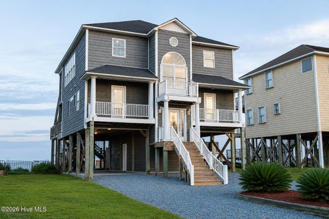 Homes For Sale - 34 Porpoise Place<br/> North Topsail Beach, NC 28460