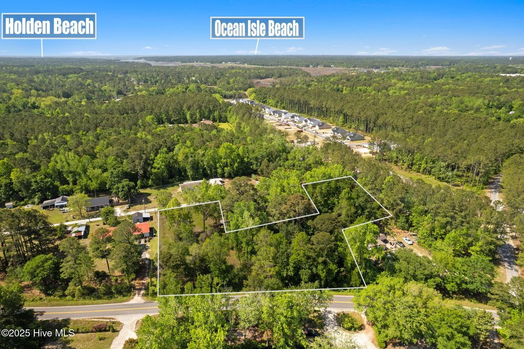 Photo of 2740 Redgray Way SW, Shallotte, NC 28470 (MLS # 100573138)