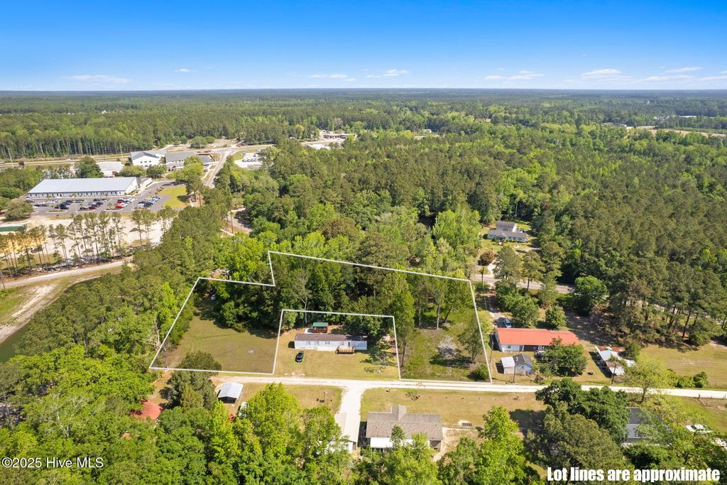 Photo of 2740 Redgray Way SW, Shallotte, NC 28470 (MLS # 100573138)